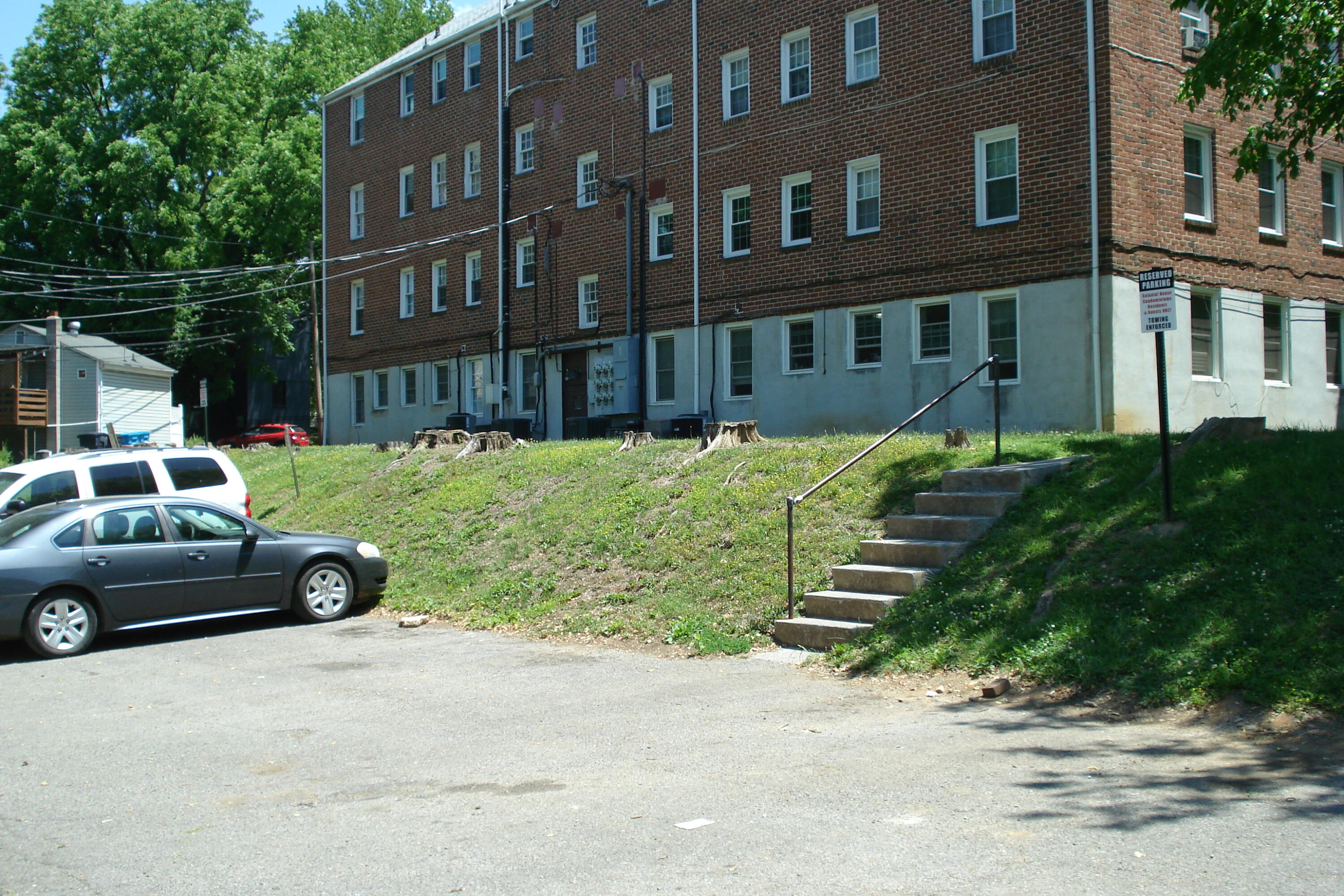 2425 Longview Avenue Southwest, Unit 18 Roanoke, VA 24014 - Photo 17 of 17 DSC02301