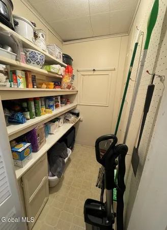 $1,700 | 603 1st Street, Unit 1, Watervliet, NY 12189