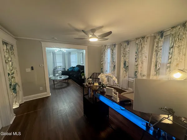 $1,700 | 603 1st Street, Unit 1, Watervliet, NY 12189