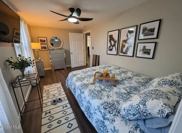 $1,700 | 603 1st Street, Unit 1, Watervliet, NY 12189