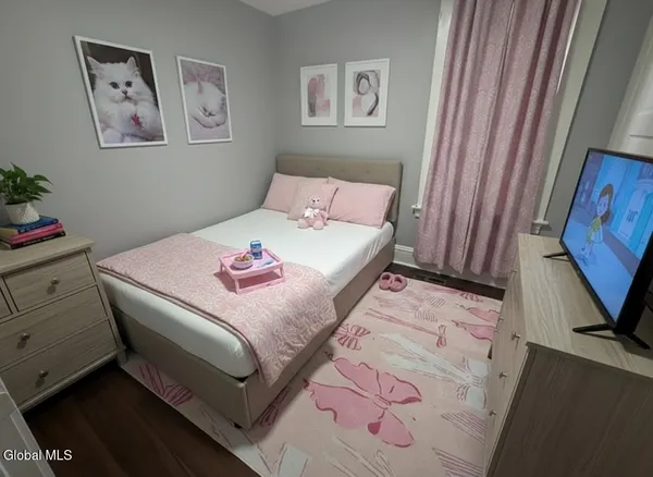 $1,700 | 603 1st Street, Unit 1, Watervliet, NY 12189