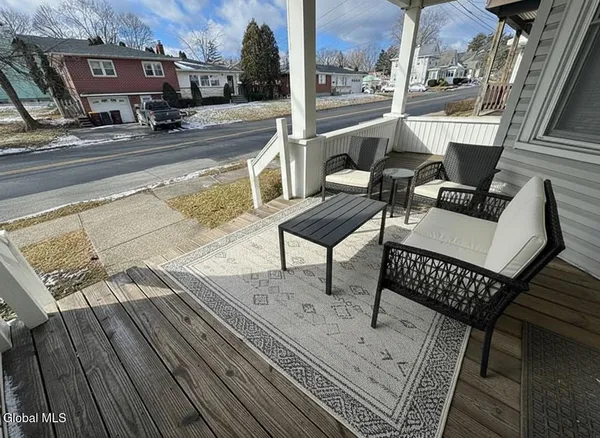 $1,700 | 603 1st Street, Unit 1, Watervliet, NY 12189