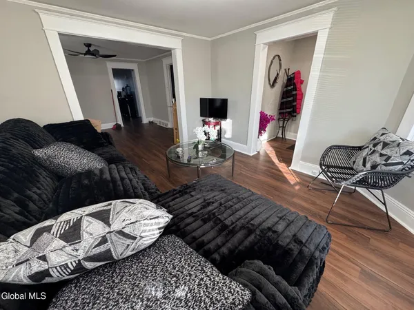 $1,700 | 603 1st Street, Unit 1, Watervliet, NY 12189