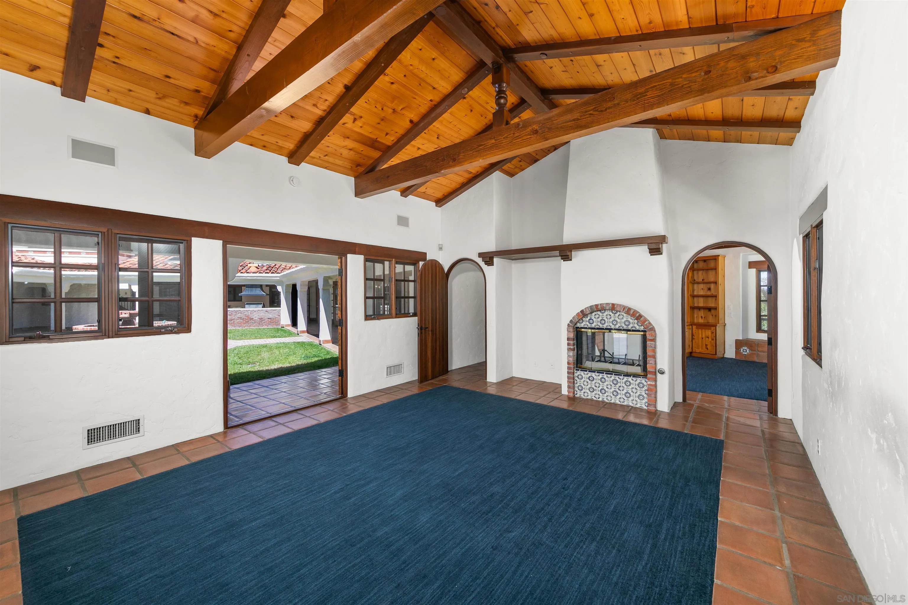 5443 Calzada Del Bosque Rancho Santa Fe, CA 92067 - Photo 32 of 54