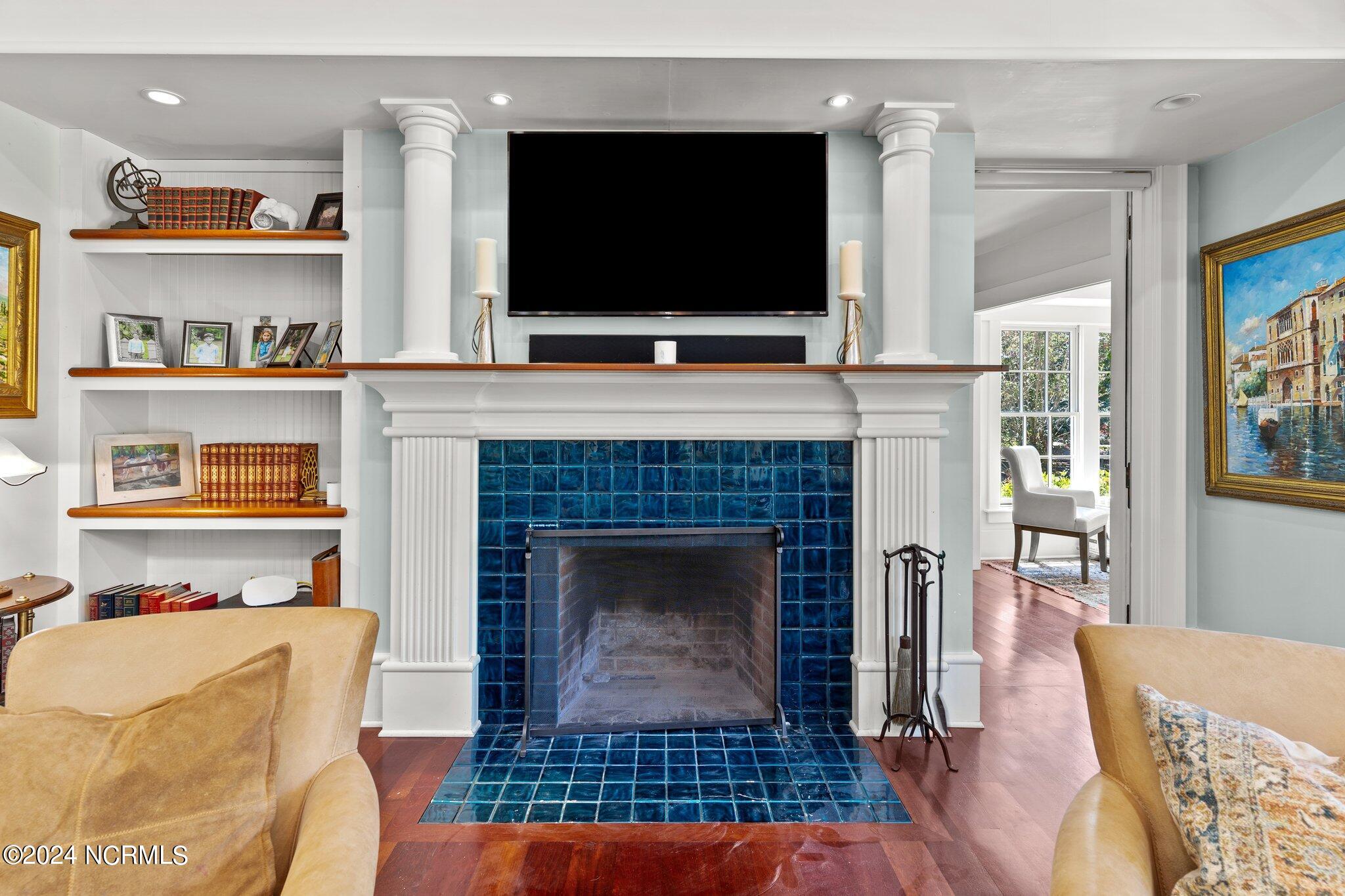 6417 Quail Run Road Wilmington, NC 28409 - Photo 17 of 136 living room