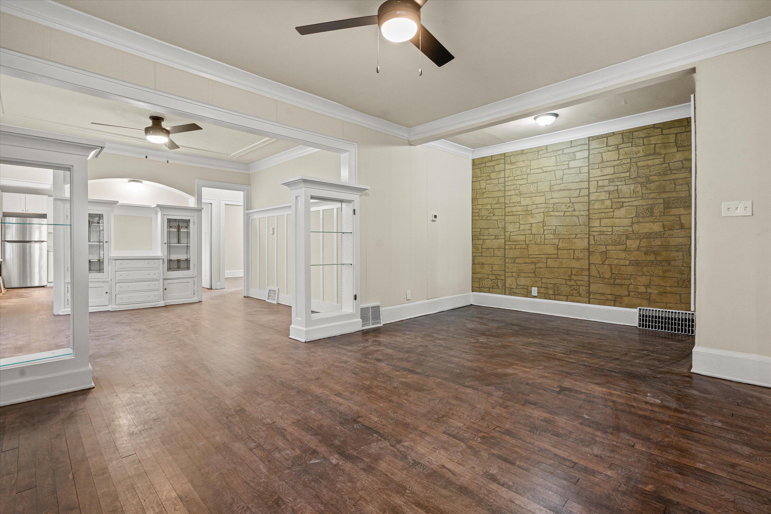 2761 North 39th Street, Unit 2763 Milwaukee, WI 53210 - Photo 29 of 49 lower unit living dining