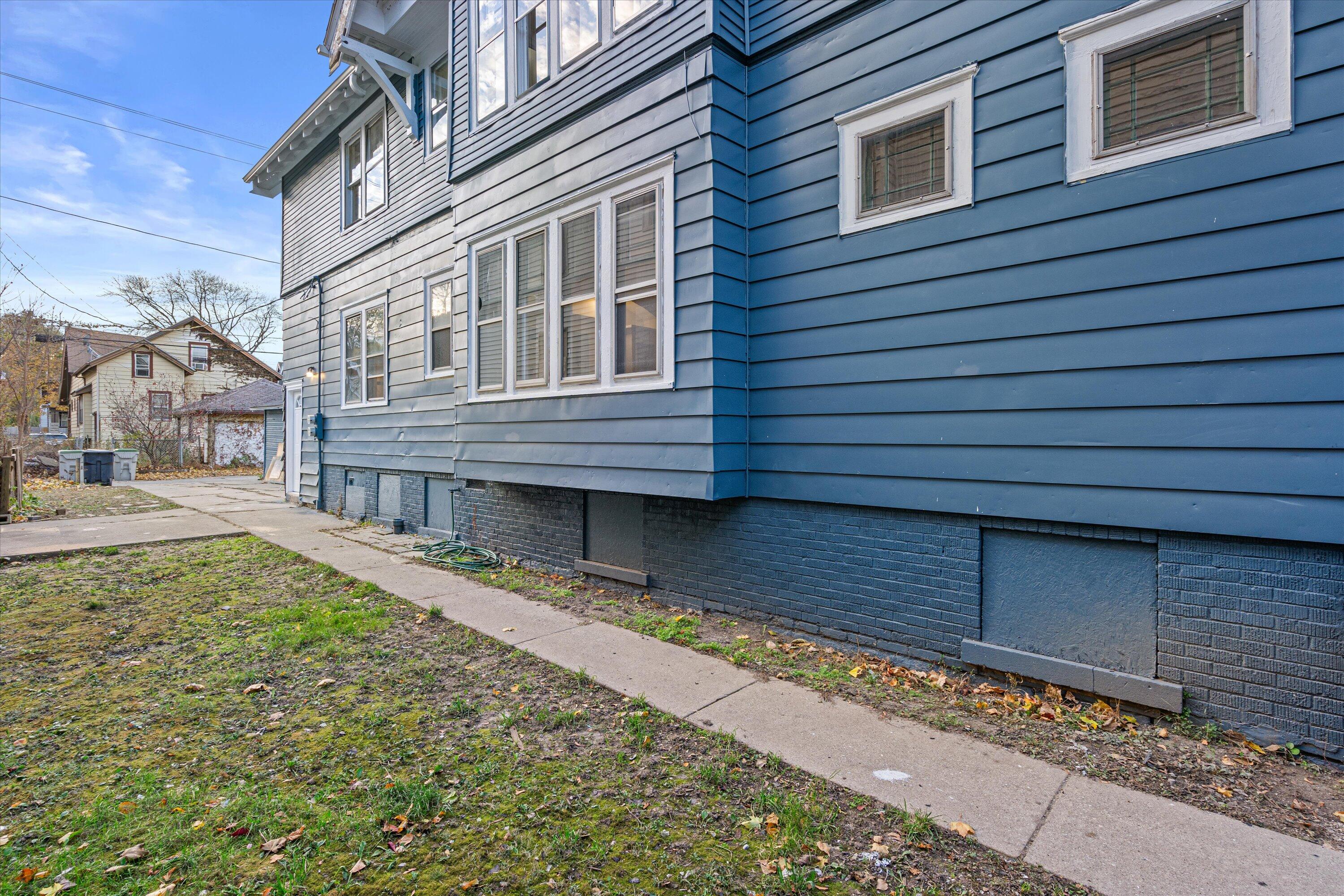 2761 North 39th Street, Unit 2763 Milwaukee, WI 53210 - Photo 45 of 49 54-DSC09131