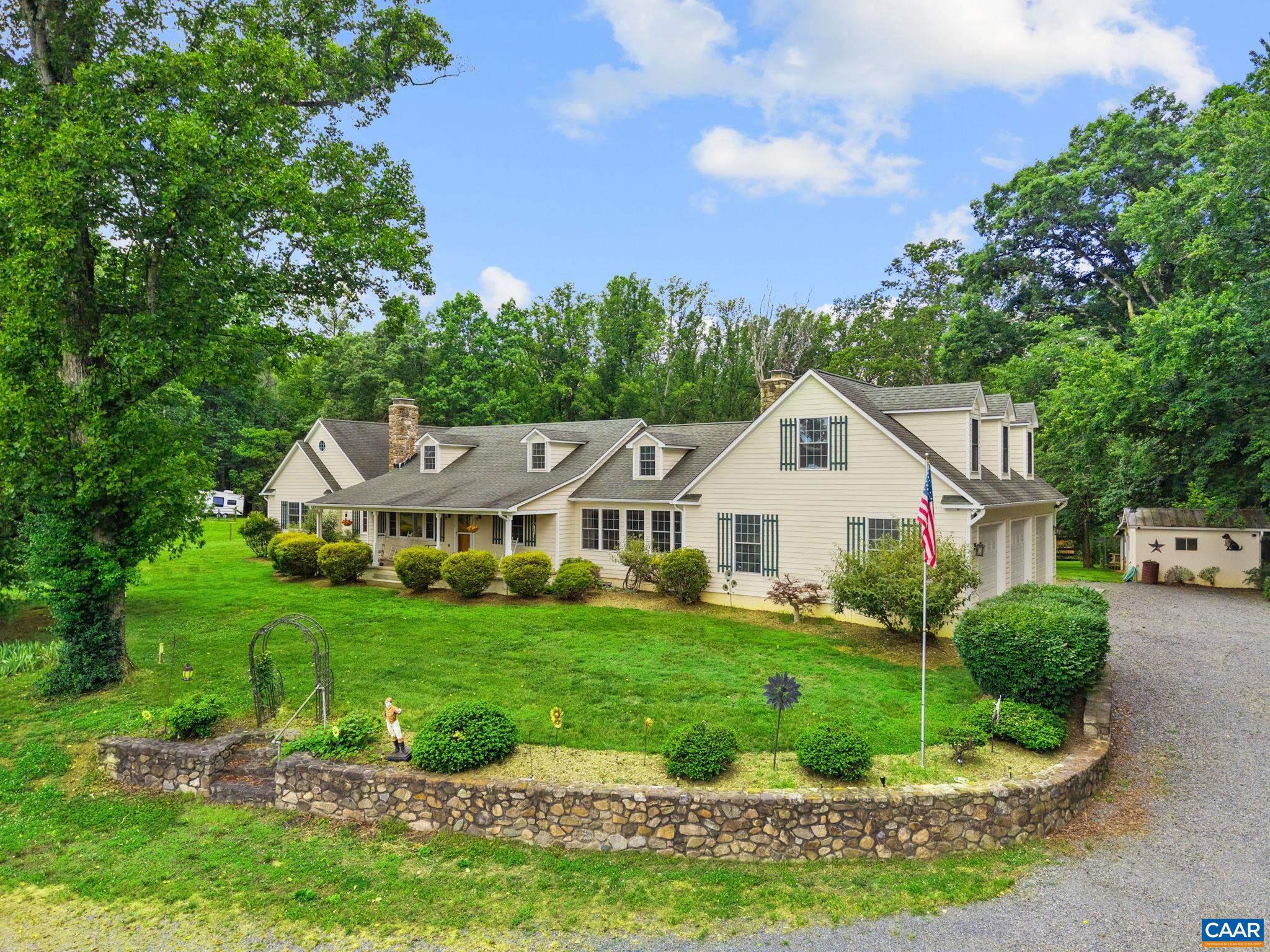 295 Fairground Road Pratts, VA 22731 - Photo 2 of 62