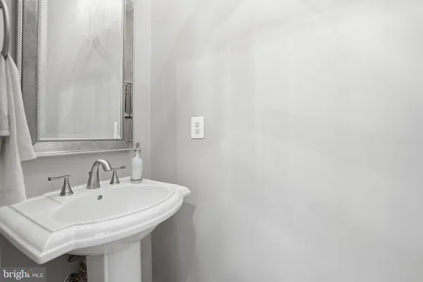 a view of livingroom with washer and dryer