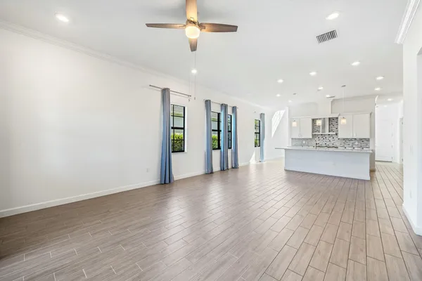 $4,750 | 601 Southeast Fascino Circle, Port St. Lucie, FL 34984