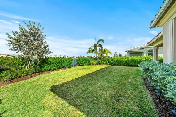 $4,750 | 601 Southeast Fascino Circle, Port St. Lucie, FL 34984