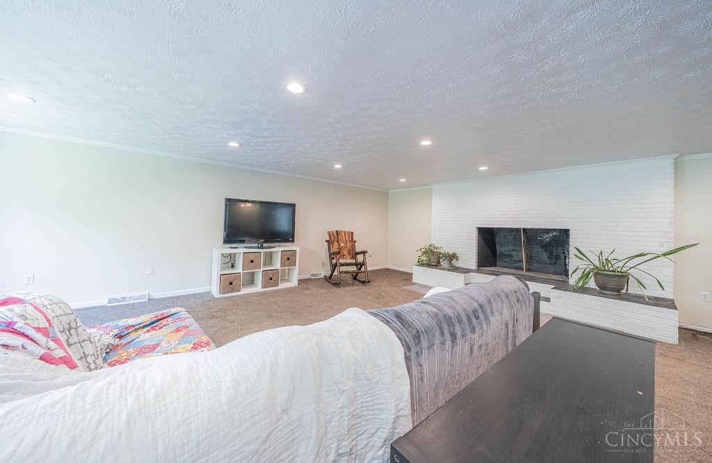 3036 Fiddlers Green Road Cincinnati, OH 45248 - Photo 20 of 38