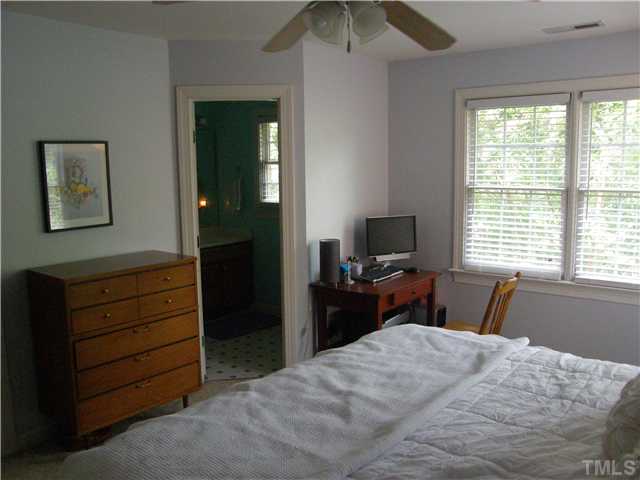 121 Fenner Lane Raleigh, NC 27603 - Photo 12 of 14