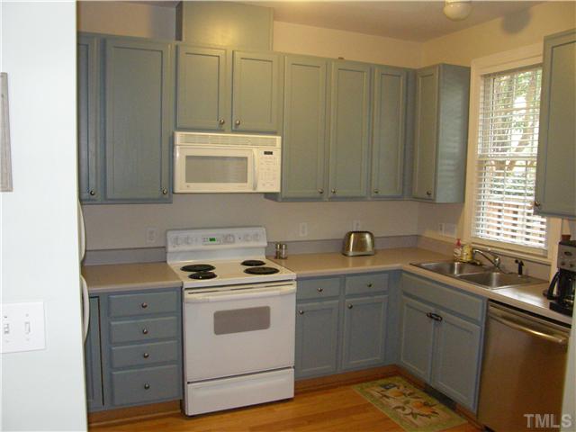 121 Fenner Lane Raleigh, NC 27603 - Photo 7 of 14