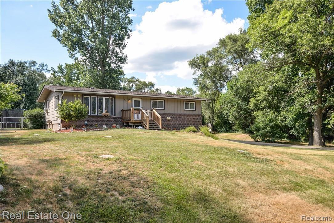 8672 Pettysville Road Pinckney, MI 48169 - Photo 31 of 31 5_22.jpg