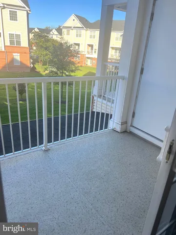 $2,600 | 43031 Foxtrail Woods Terrace, Unit 107, Ashburn, VA 20148