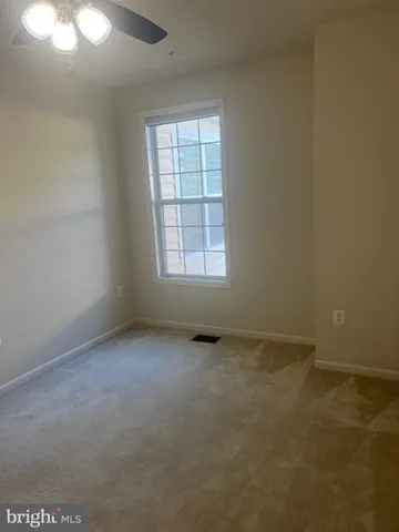 $2,600 | 43031 Foxtrail Woods Terrace, Unit 107, Ashburn, VA 20148