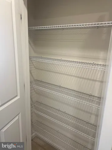 $2,600 | 43031 Foxtrail Woods Terrace, Unit 107, Ashburn, VA 20148