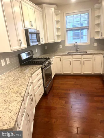 $2,600 | 43031 Foxtrail Woods Terrace, Unit 107, Ashburn, VA 20148