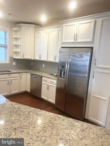 $2,600 | 43031 Foxtrail Woods Terrace, Unit 107, Ashburn, VA 20148