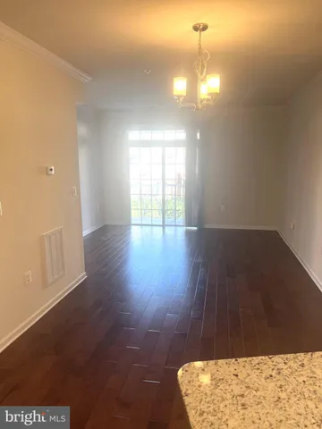 $2,600 | 43031 Foxtrail Woods Terrace, Unit 107, Ashburn, VA 20148