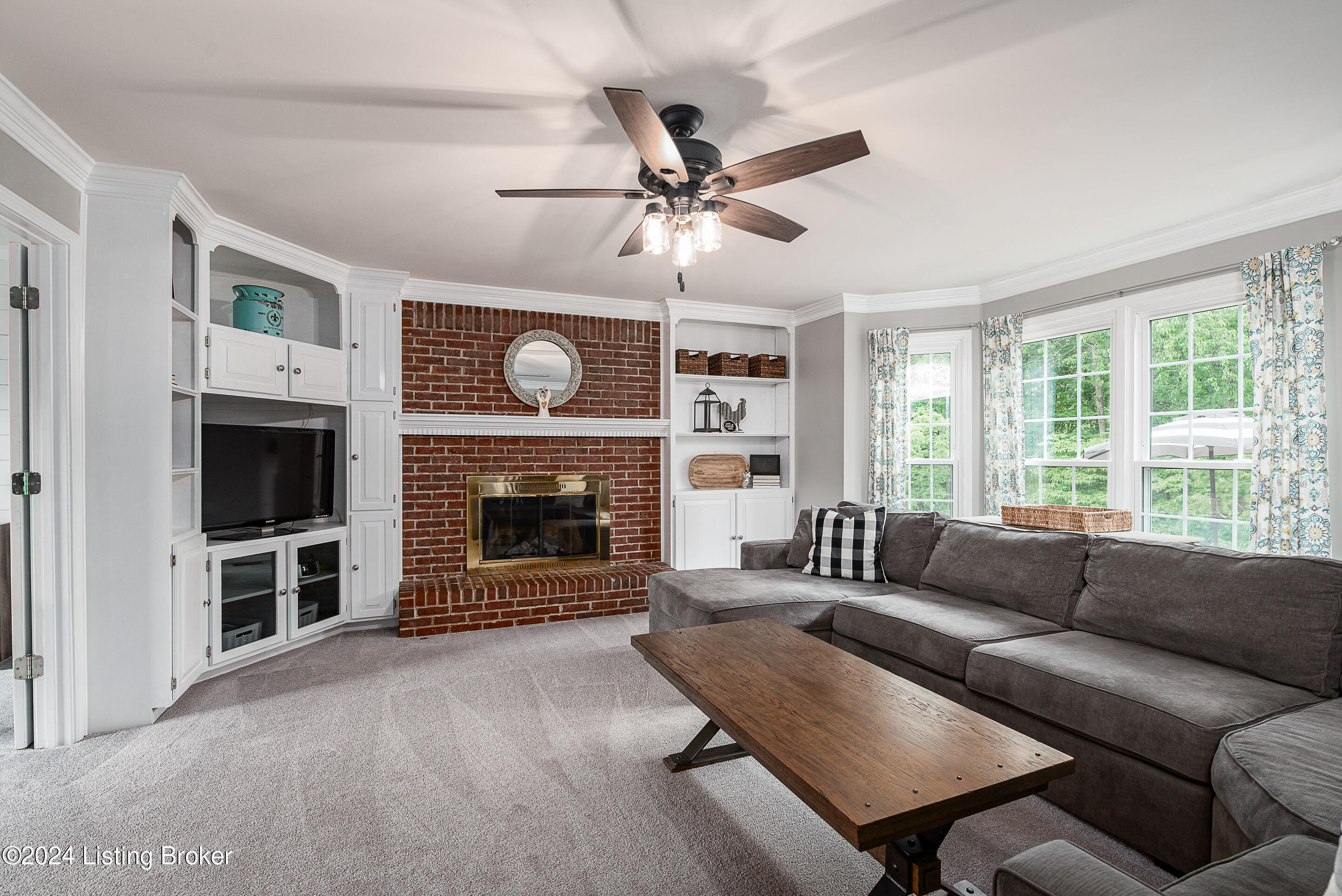 8317 Lacevine Road Louisville, KY 40220 - Photo 7 of 45 DHI-7