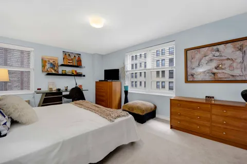 $440,000 | 850 North Dewitt Place, Unit 7K, Chicago, IL 60611