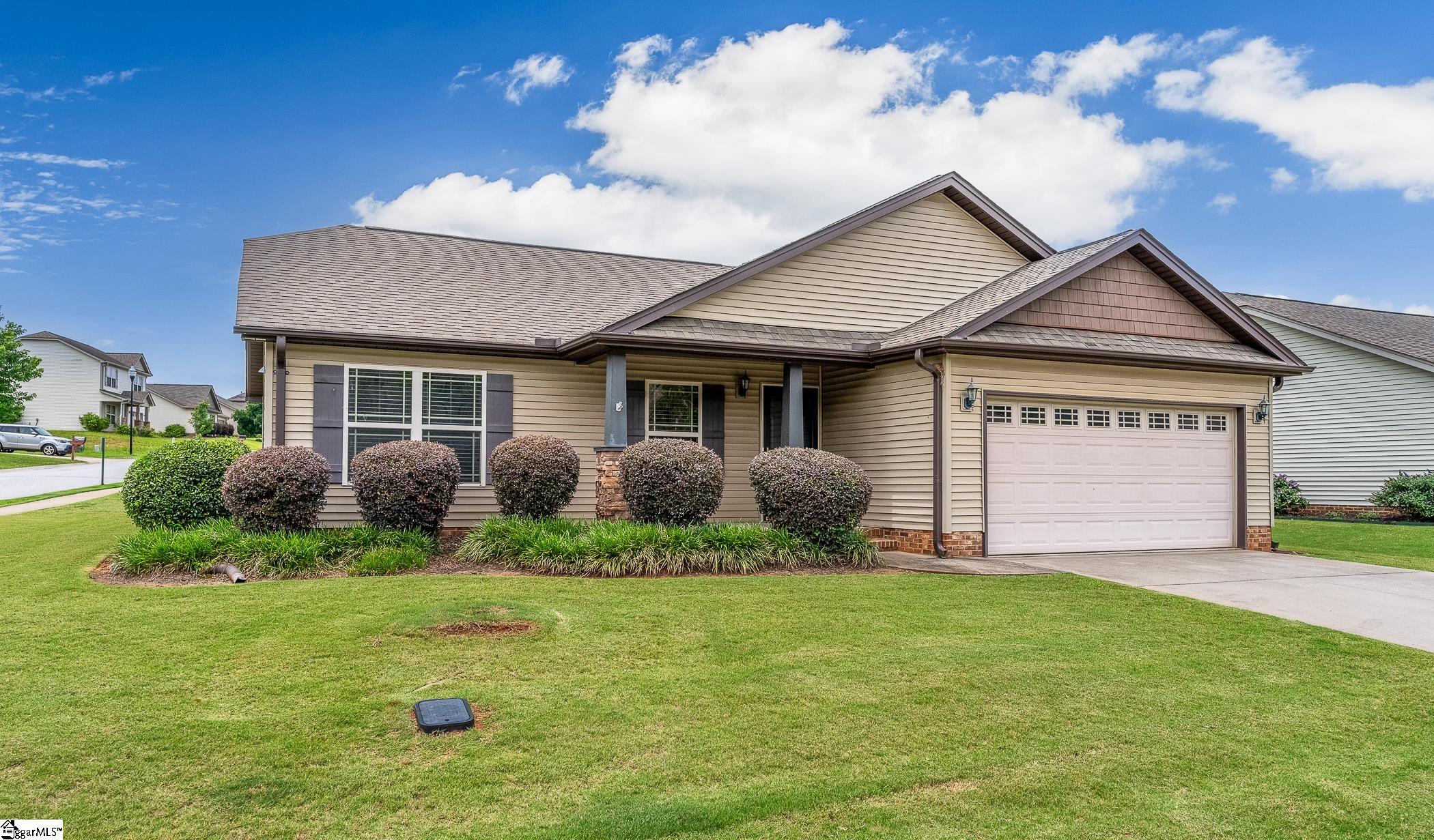 601 Chartwell Drive Greer, SC 29650 - Photo 2 of 31