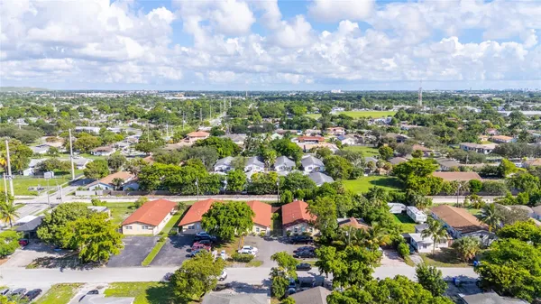 $799,999 | 225 Northwest 12th Court, Pompano Beach, FL 33060