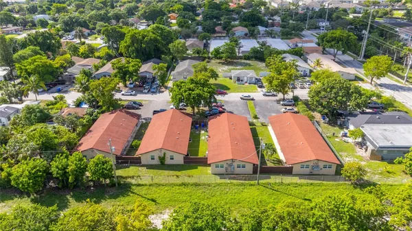 $799,999 | 225 Northwest 12th Court, Pompano Beach, FL 33060