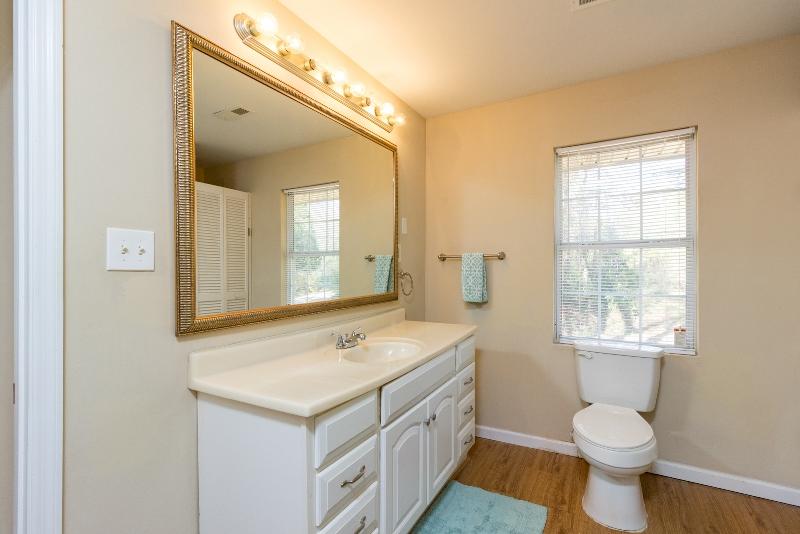 318 Keller Road Rossville, GA 30741 - Photo 9 of 22 318 Keller Rd-21