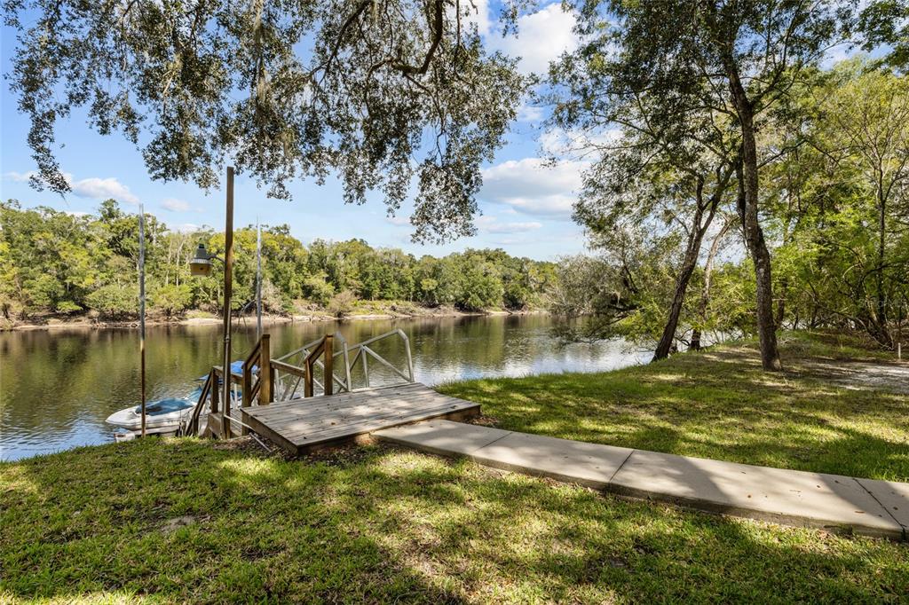 1069 Southeast Suwannee Trail Branford, FL 32008 - Photo 42 of 48