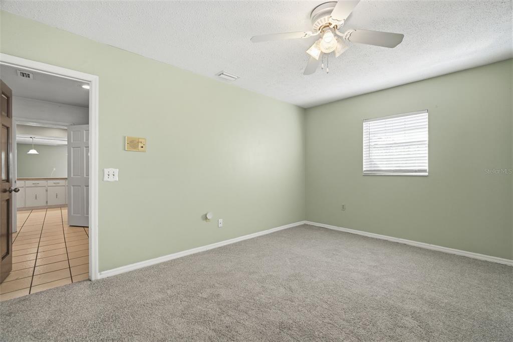 2842 Springdell Circle Valrico, FL 33596 - Photo 29 of 86