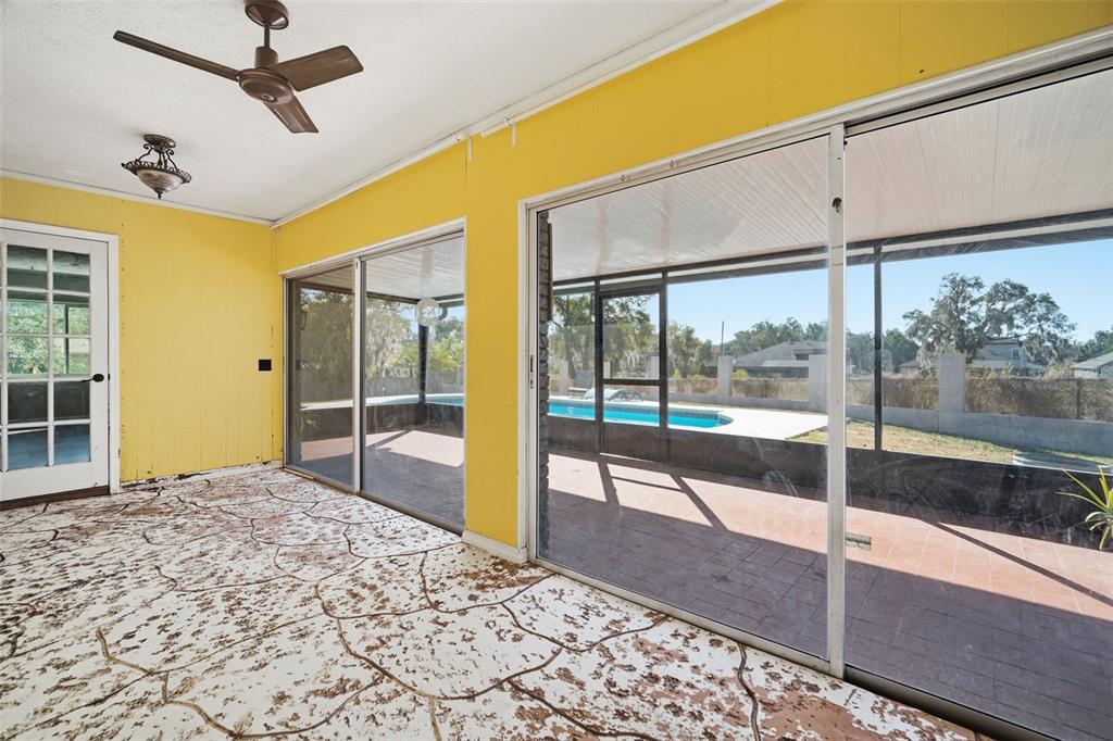 2842 Springdell Circle Valrico, FL 33596 - Photo 57 of 86