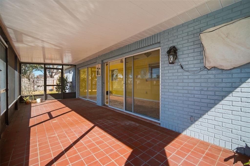 2842 Springdell Circle Valrico, FL 33596 - Photo 61 of 86