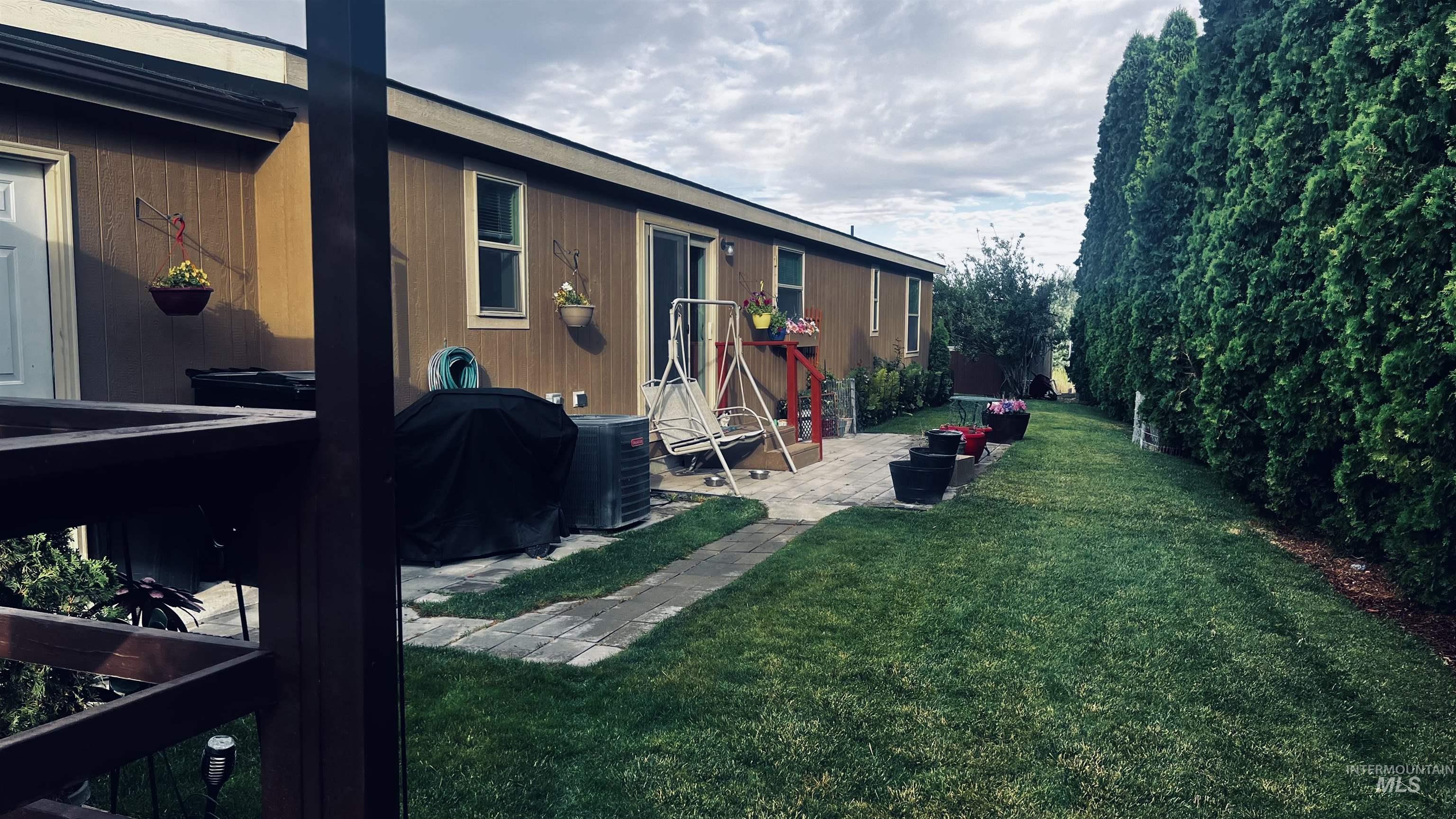 910 Moonglo Road, Unit 24 Buhl, ID 83316 - Photo 5 of 32