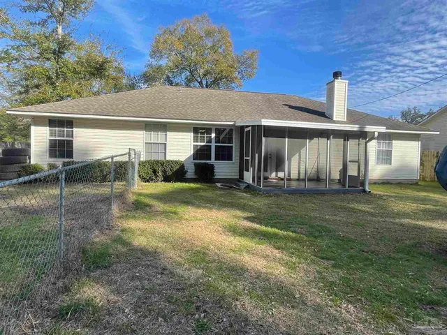 $274,900 | 6831 Community Drive, Pensacola, FL 32526