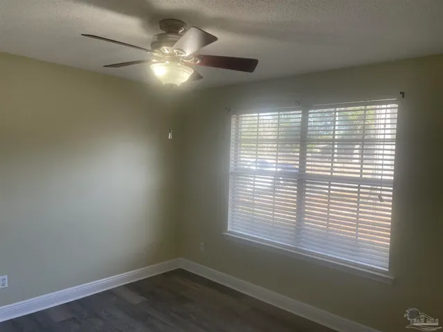 $274,900 | 6831 Community Drive, Pensacola, FL 32526
