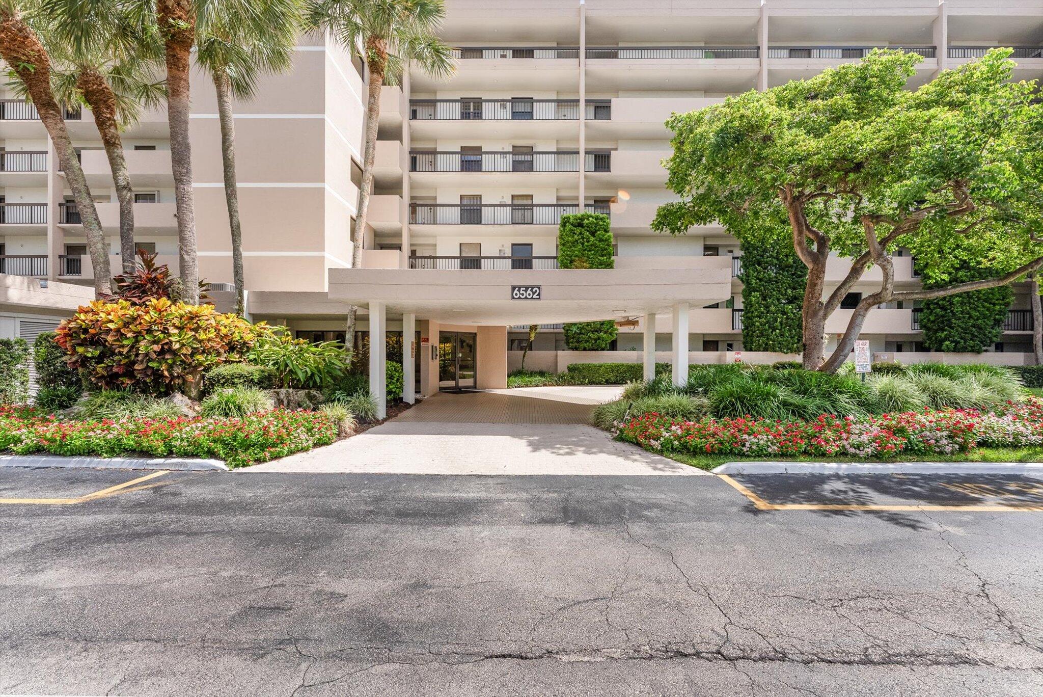 6562 Boca Del Mar Drive, Unit 222 Boca Raton, FL 33433 - Photo 37 of 39 front view of a building
