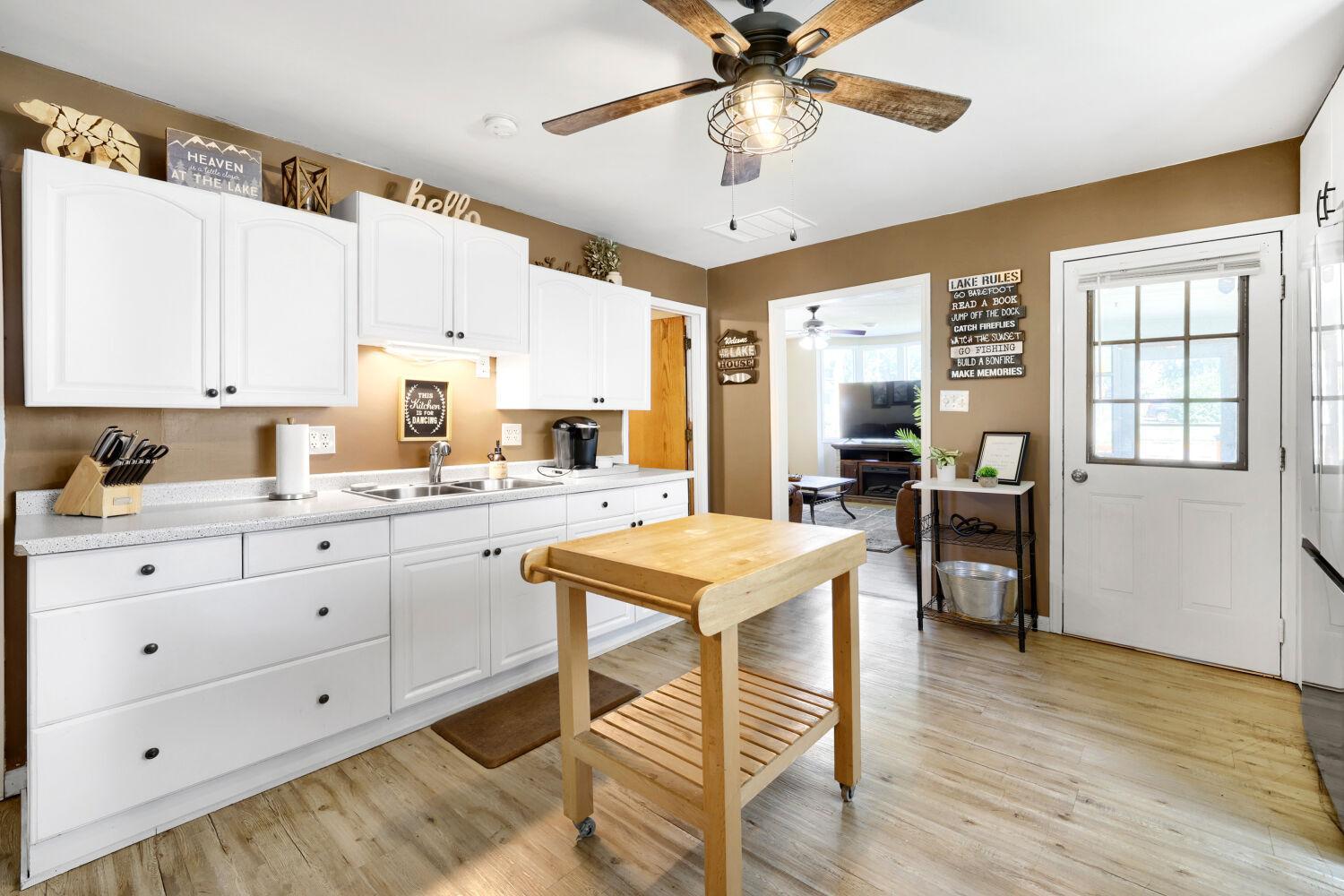 1129 2nd Street Hudson, WI 54016 - Photo 4 of 17