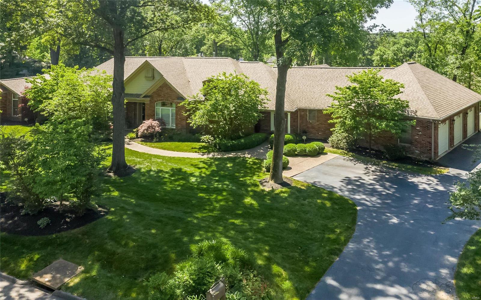 514 Fox Ridge Road Frontenac, MO 63131 - Photo 1 of 52 Gallery Image 1