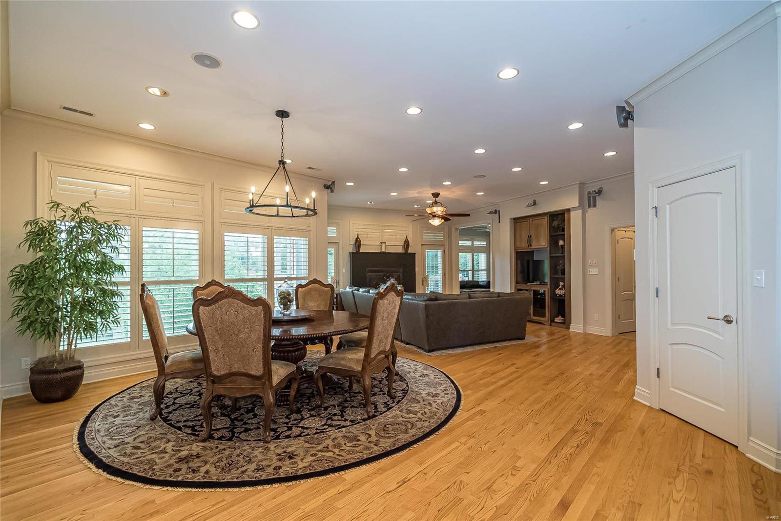 514 Fox Ridge Road Frontenac, MO 63131 - Photo 16 of 52 Gallery Image 16