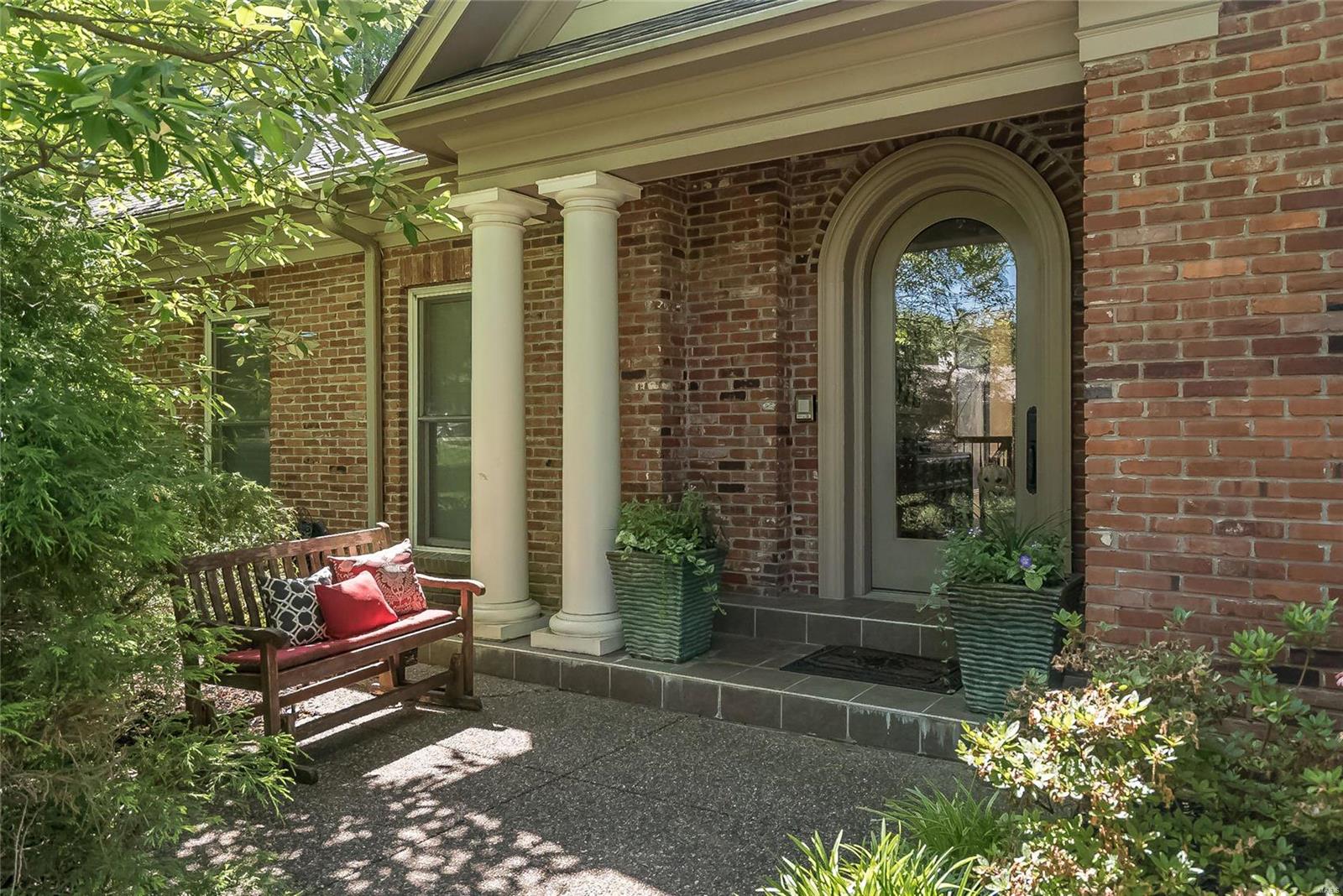 514 Fox Ridge Road Frontenac, MO 63131 - Photo 3 of 52 Gallery Image 3