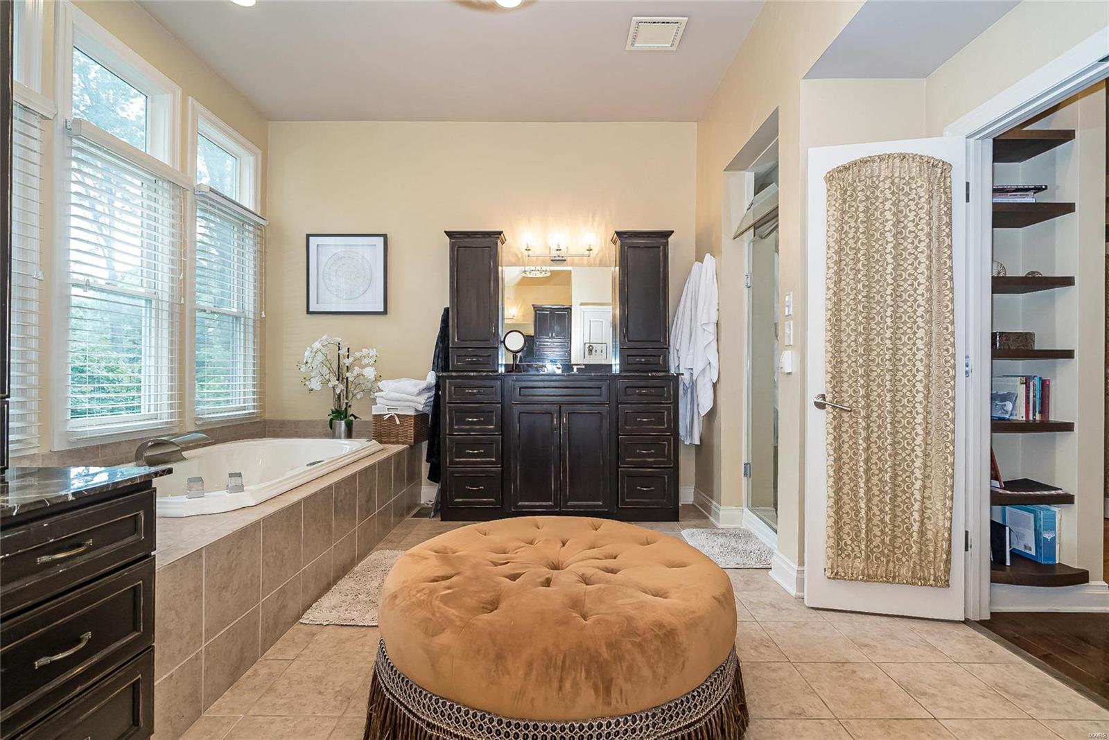 514 Fox Ridge Road Frontenac, MO 63131 - Photo 27 of 52 Gallery Image 27