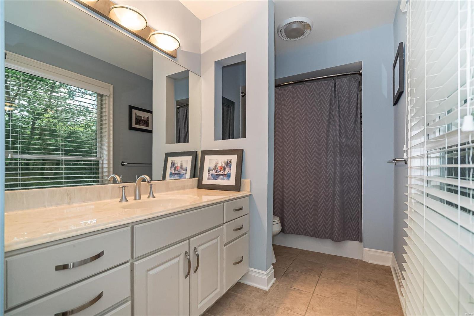 514 Fox Ridge Road Frontenac, MO 63131 - Photo 31 of 52 Gallery Image 31