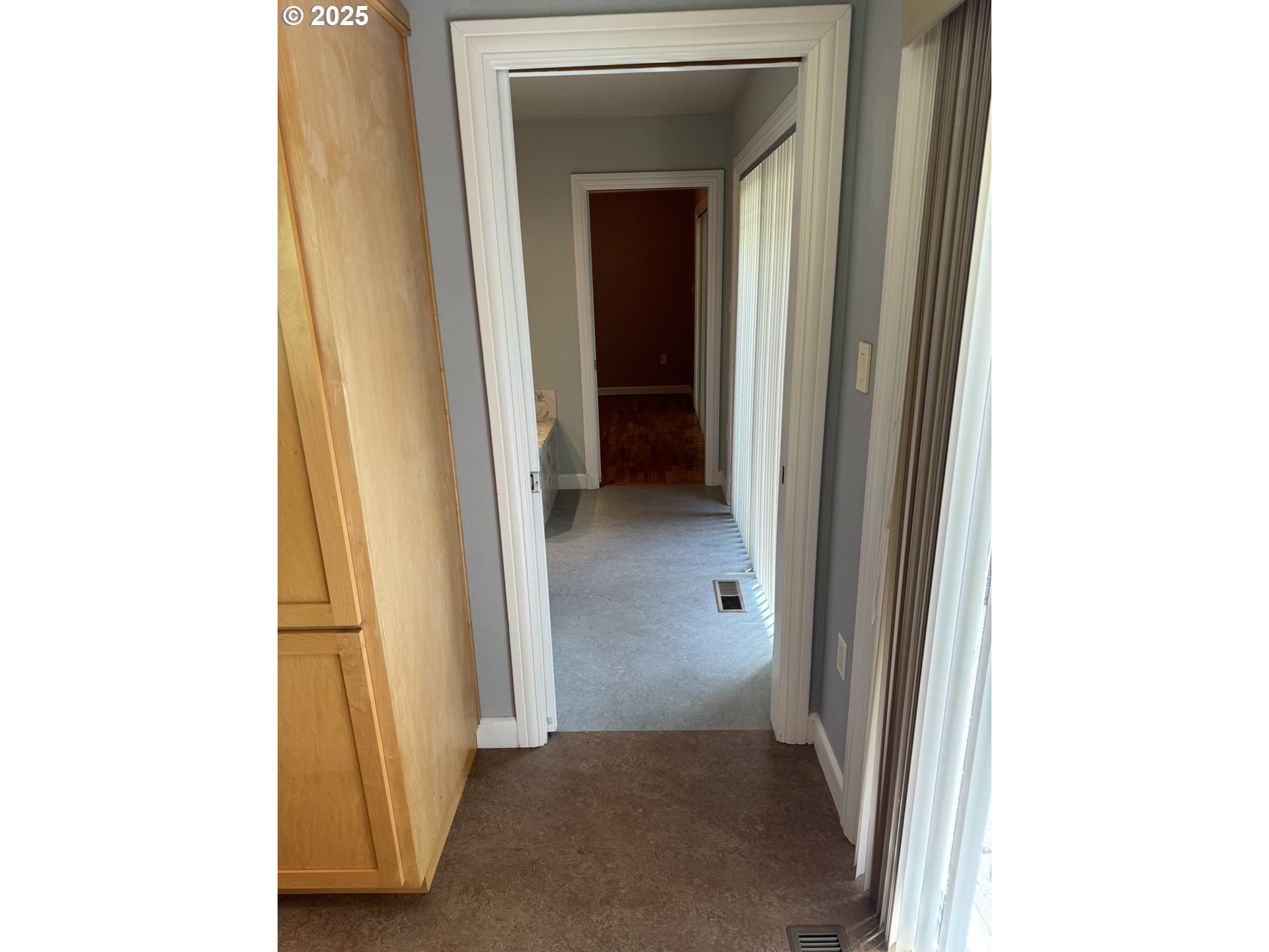 810 East 20th Avenue Eugene, OR 97405 - Photo 13 of 30 a view of a room with windows