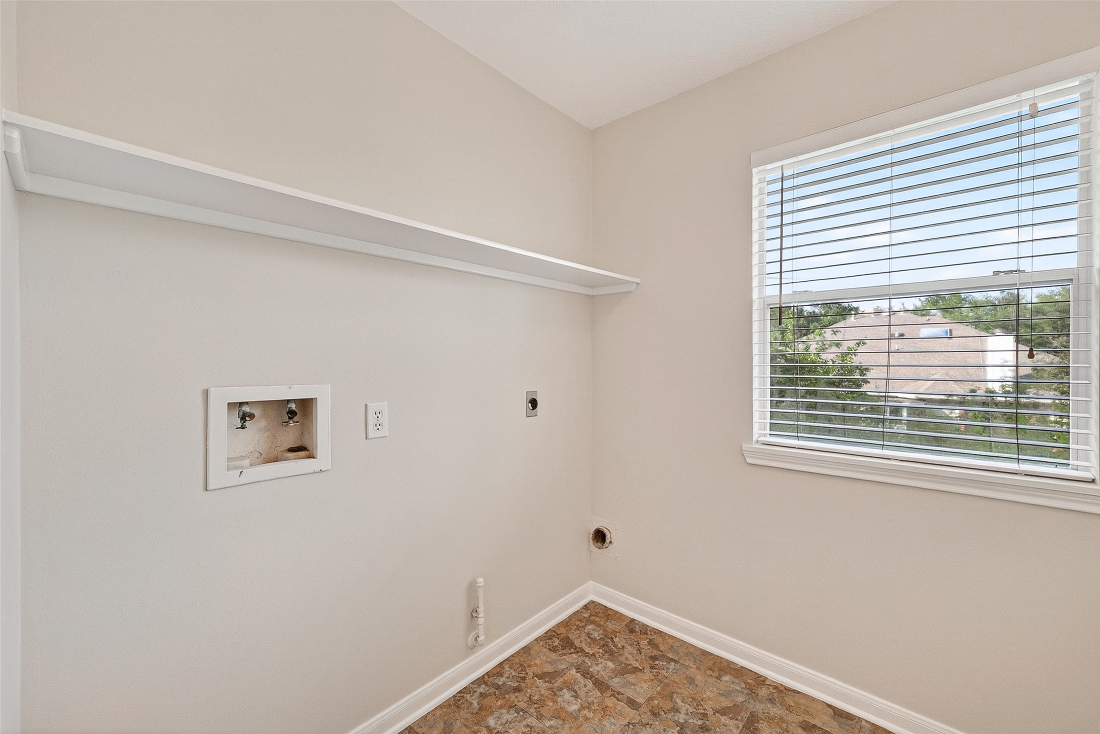 4539 Springfield Lakes Street Sugar Land, TX 77479 - Photo 18 of 34 a view of a small space with a window