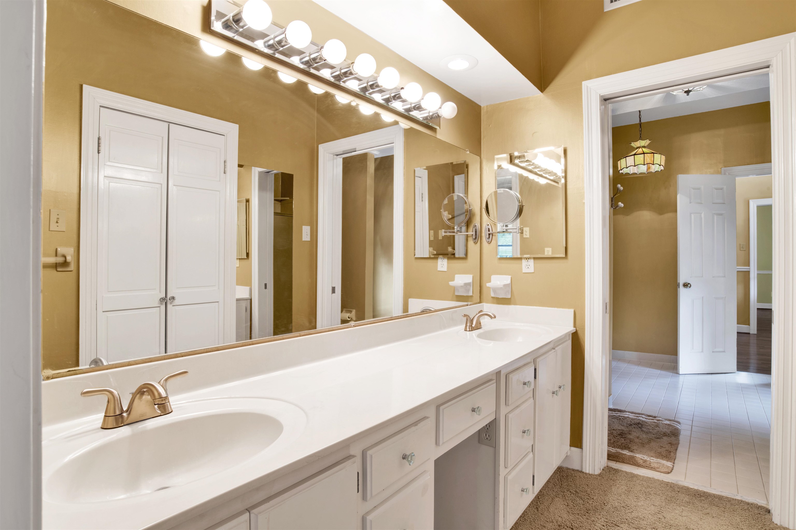 31330 Buzbee Road Daphne, AL 36527 - Photo 22 of 61 Double Vanities