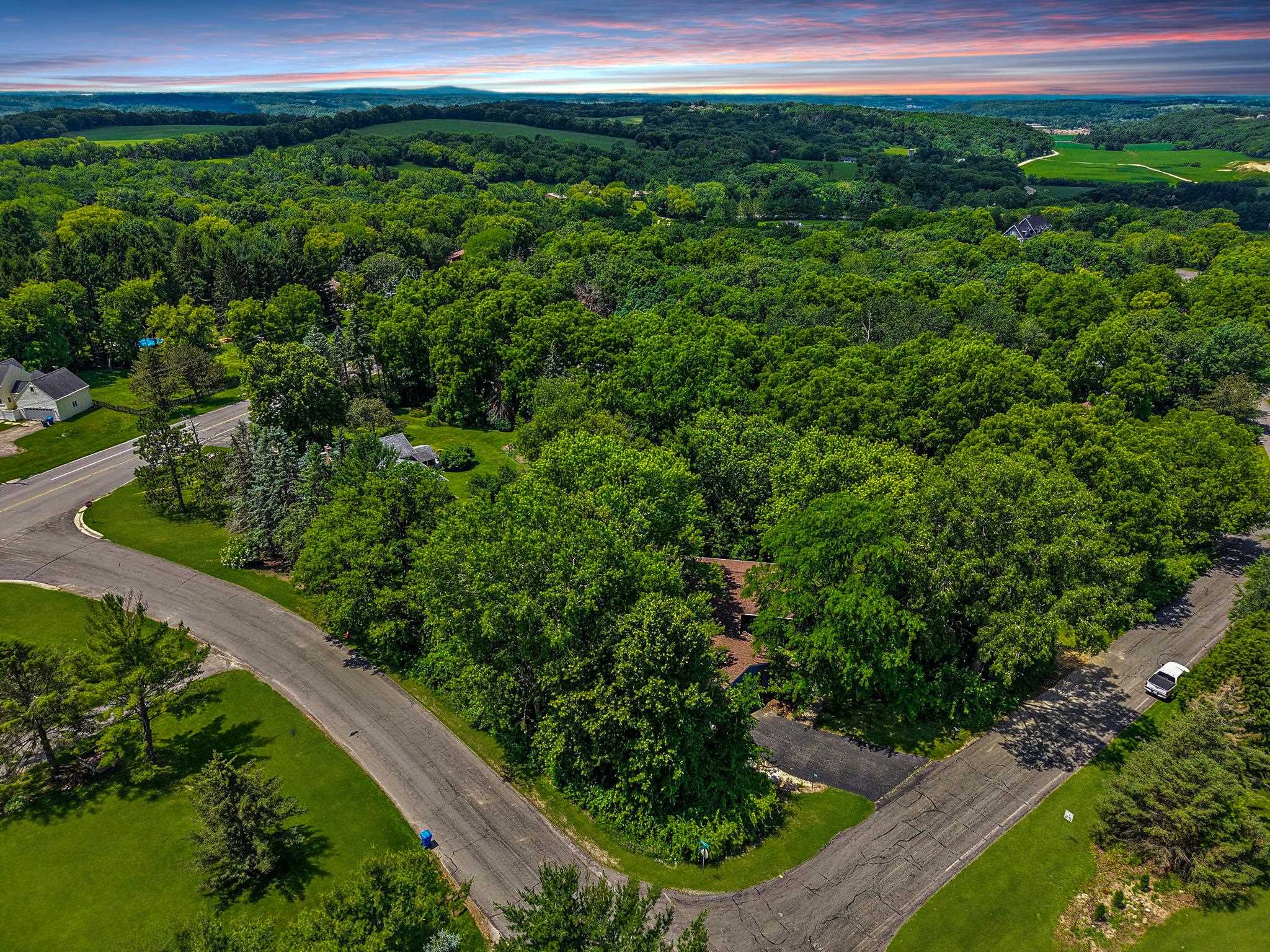 7807 Big Timber Trail Middleton, WI 53562 - Photo 8 of 42