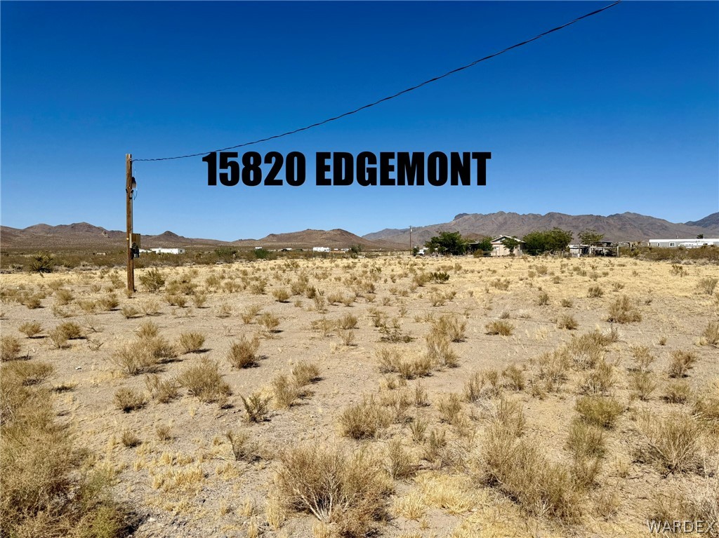 15820 Edgemont Road Dolan Springs, AZ 86441 - Photo 1 of 13